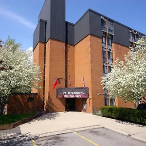 The Alexandra Szálloda Toronto